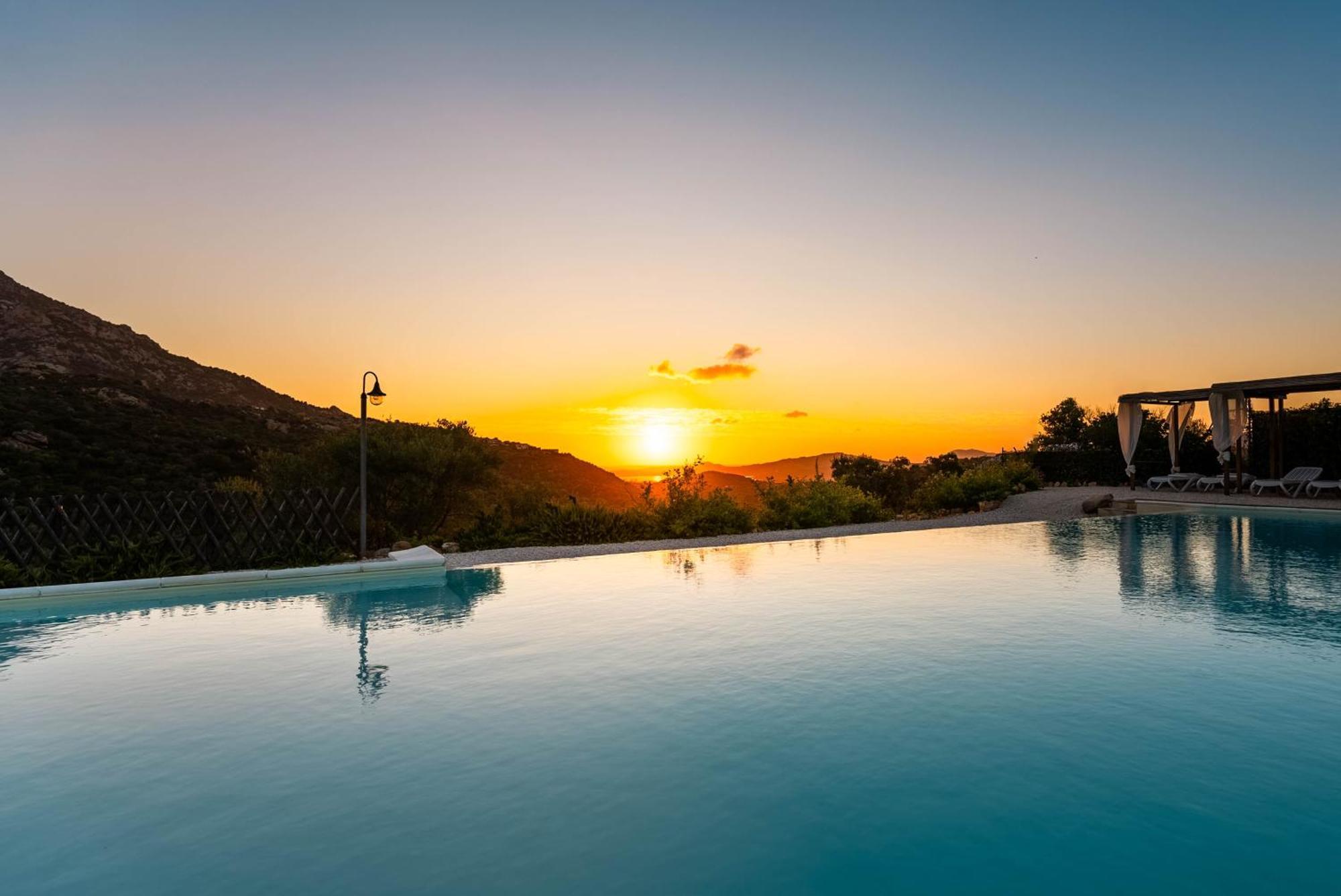 Casagliana Suite Resort Olbia Exteriér fotografie